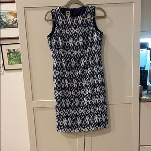 Anne Klein Navy/White Ikat Dress; Size 4